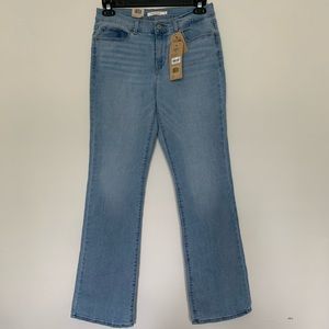 Levi’s Mid Rise Classic Bootcut Jeans
